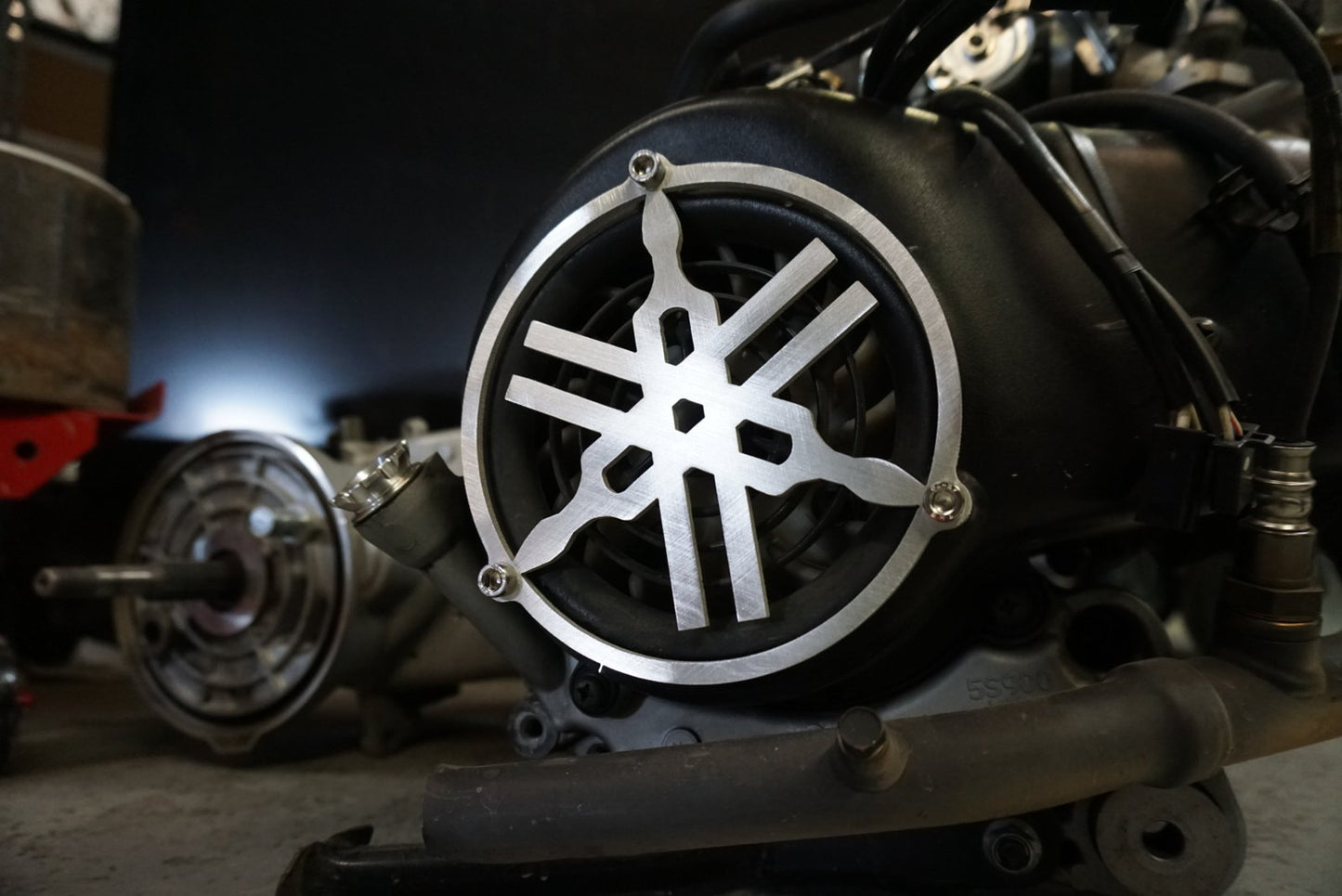 Zuma 125 Fan Cover